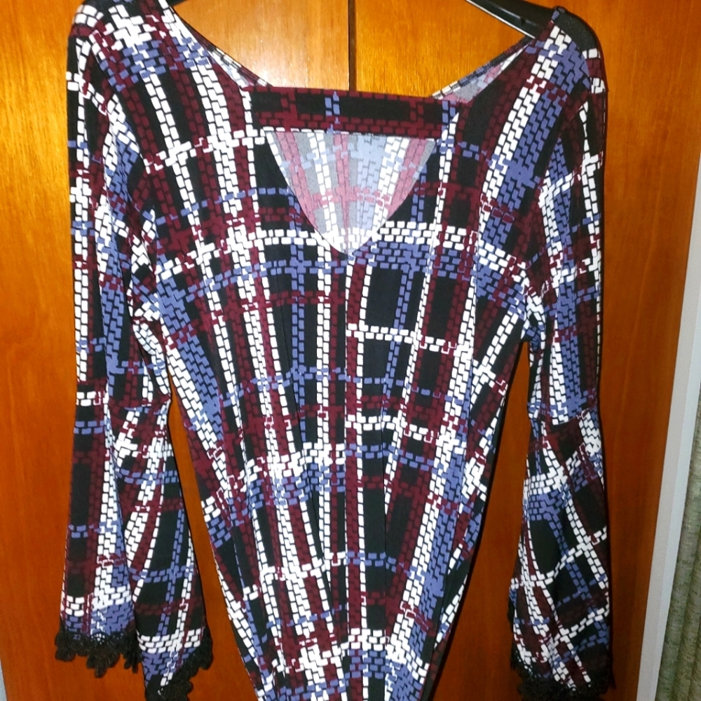 Women's XL V-Neck Swing Dress w/ pockets
